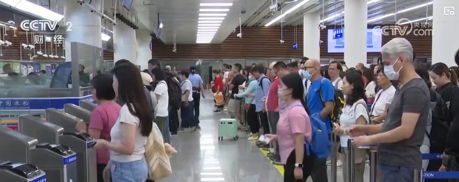 河内1.5分彩：客流量明显增长！各地多举措应对国庆假期出行高峰 护航旅客一路畅行