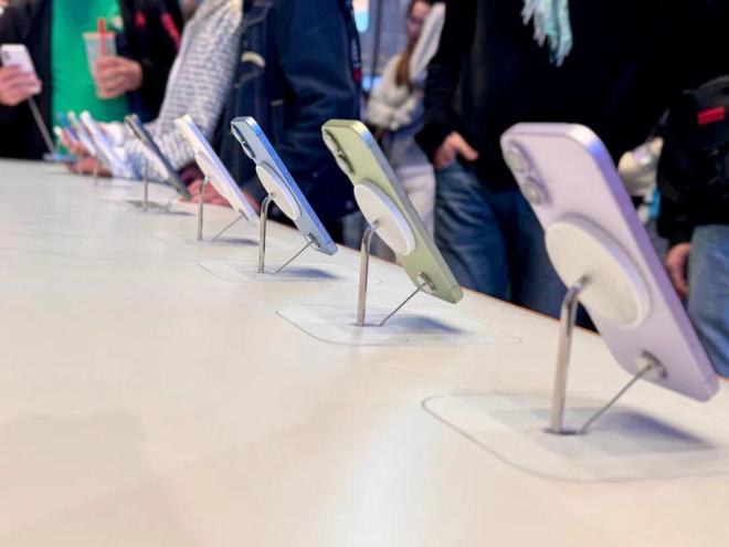 腾讯分分彩：iPhone 17系列“卖爆”，苹果日赚4.6亿美元